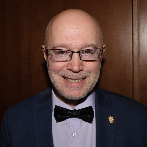 Константин Бронзит: «Американской киноакадемии всё равно, какого ты вероисповедания и где живешь»